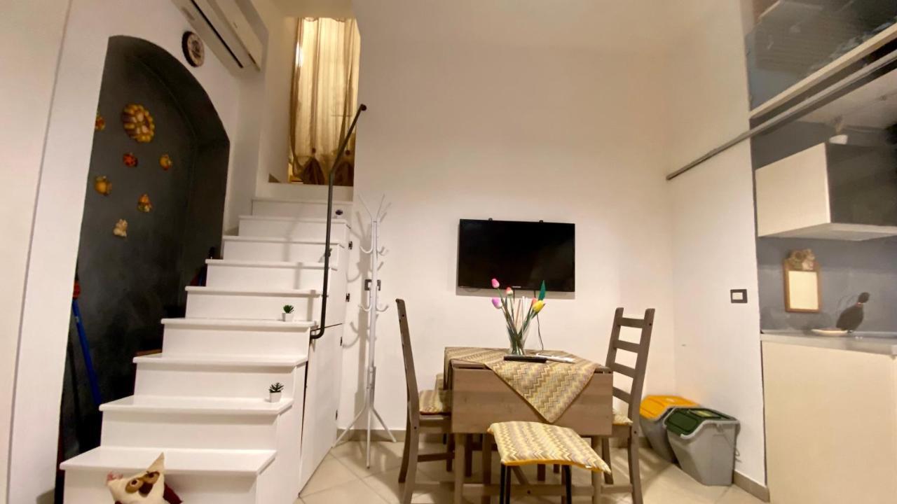 Zeus Charming Apartment Siraküza Dış mekan fotoğraf
