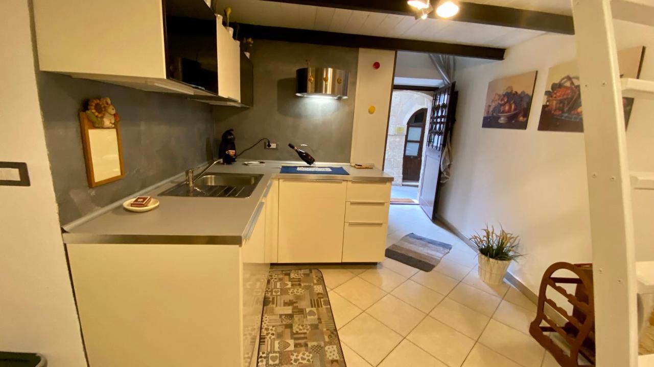 Zeus Charming Apartment Siraküza Dış mekan fotoğraf