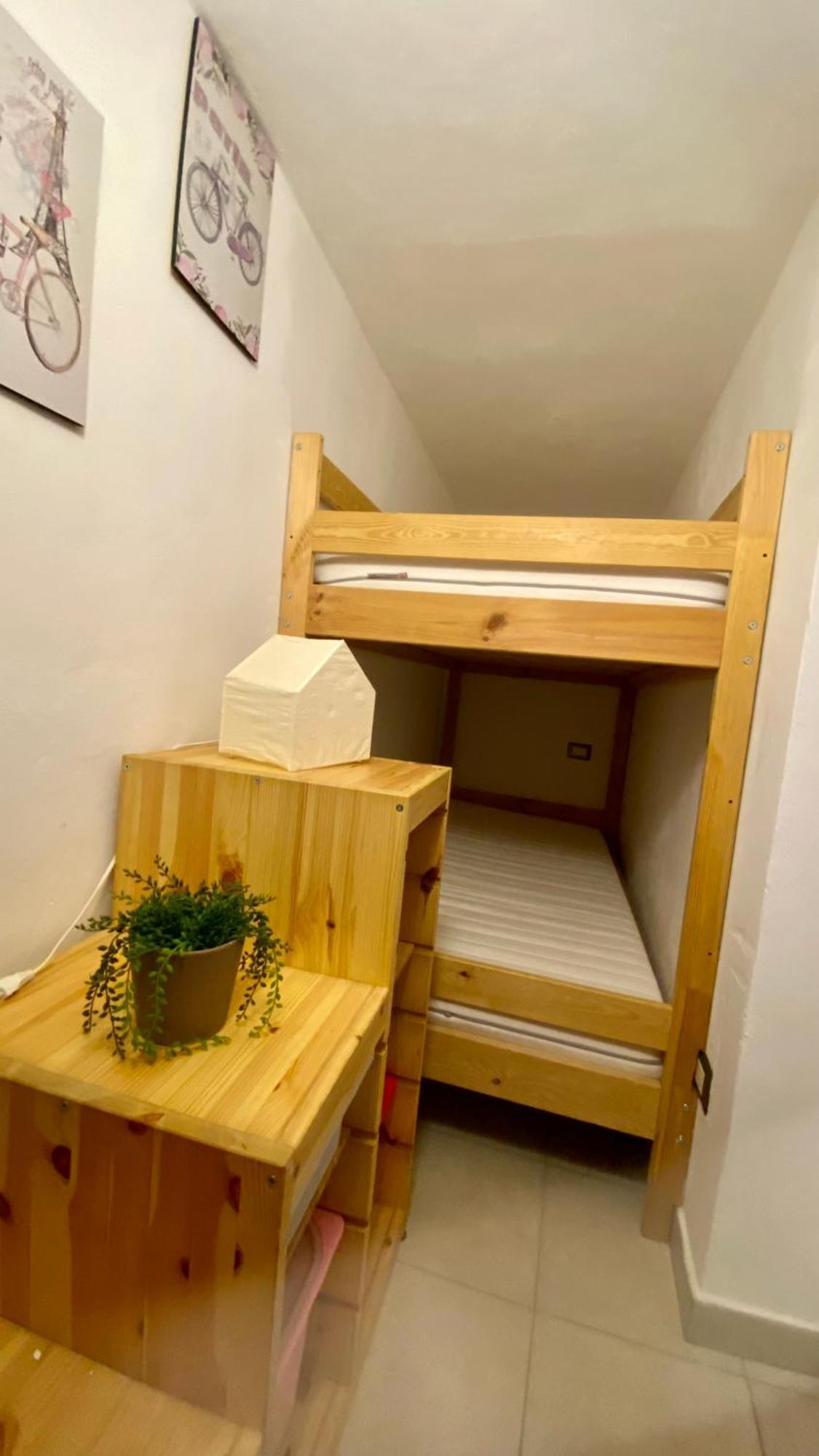 Zeus Charming Apartment Siraküza Oda fotoğraf